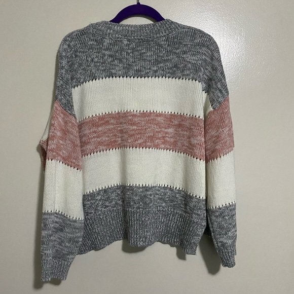 Knit pink, white& grey sweater size XL - Picture 3 of 3